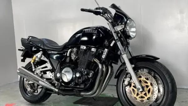 ヤマハ XJR1200（1997年モデル）